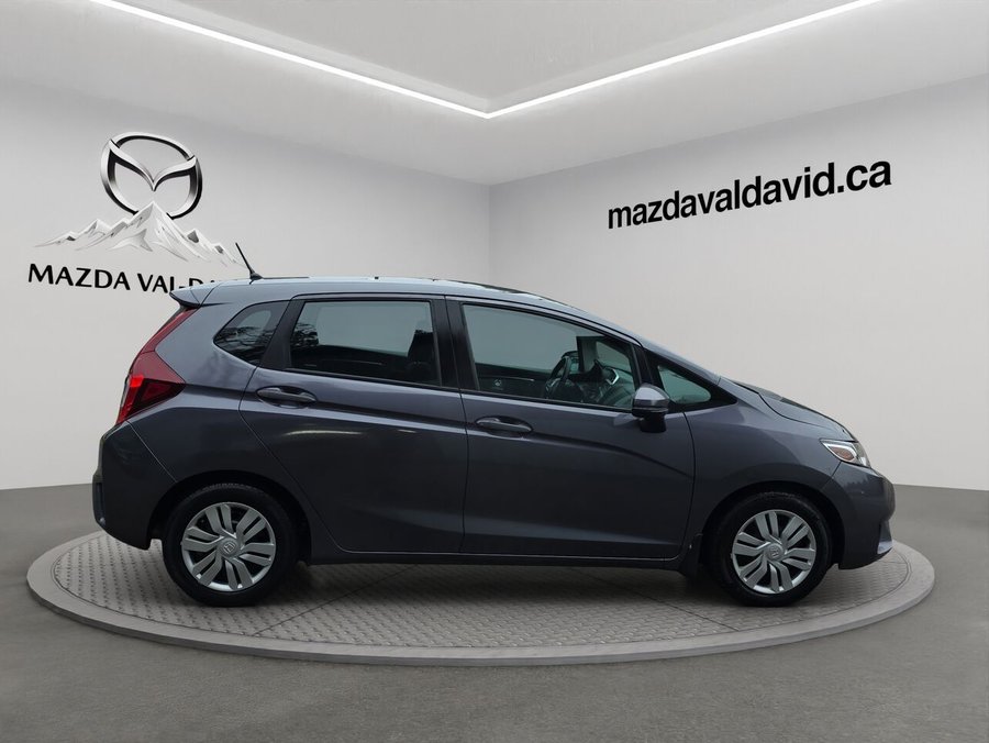 Honda Fit LX à hayon 5 portes CVT, caméra de recul, sièges chauffant, commande audio au volant 2016 Gris