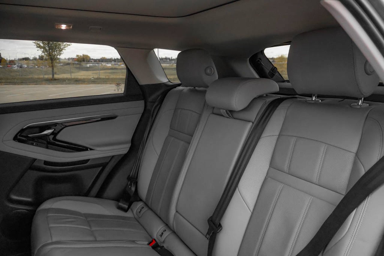 2020 Land Rover Range Rover Evoque P250 S Eiger Gray Metallic Sherwood Park - photo #30