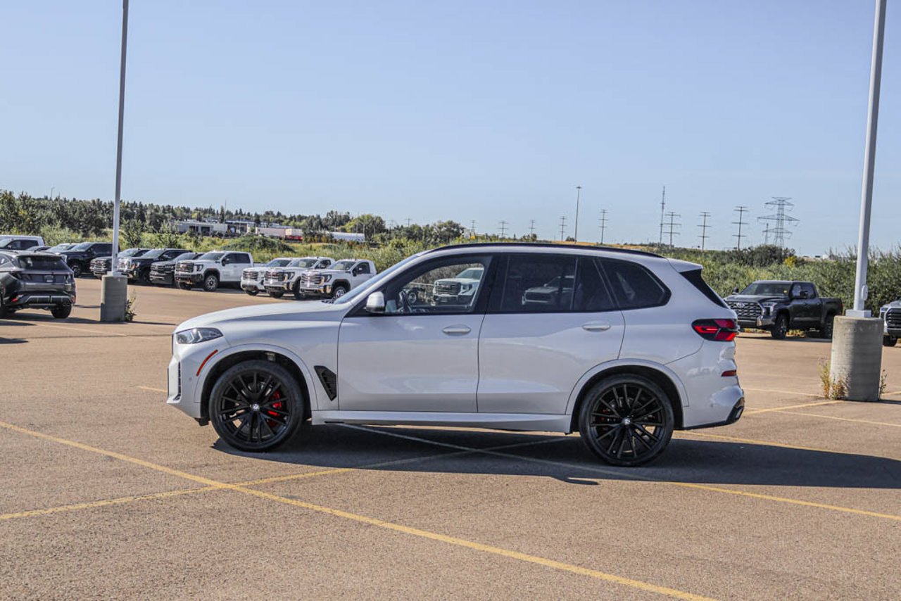 2024 BMW X5 xDrive40i Sports Activity Vehicle White Sherwood Park - photo #4