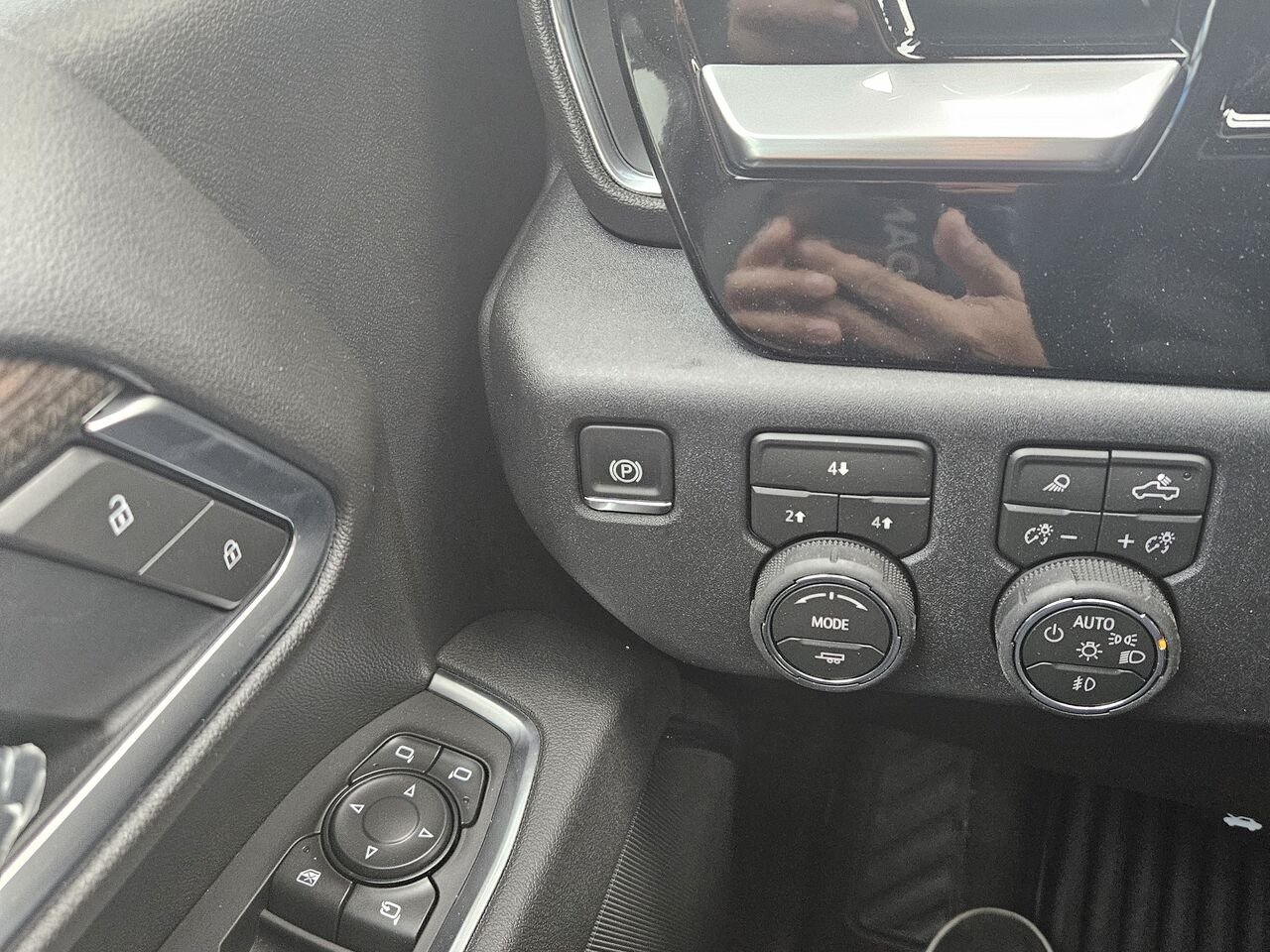 2026 Chevrolet Silverado 2500HD LT cabine multiplace 4RM 172 po Black Thetford Mines - photo #15