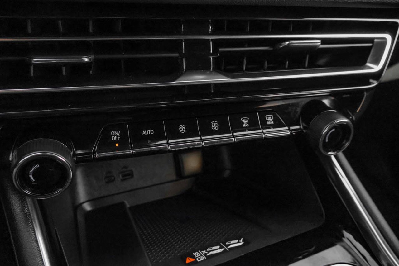 2025 Chevrolet Traverse AWD 4dr LT Black Sherwood Park - photo #25