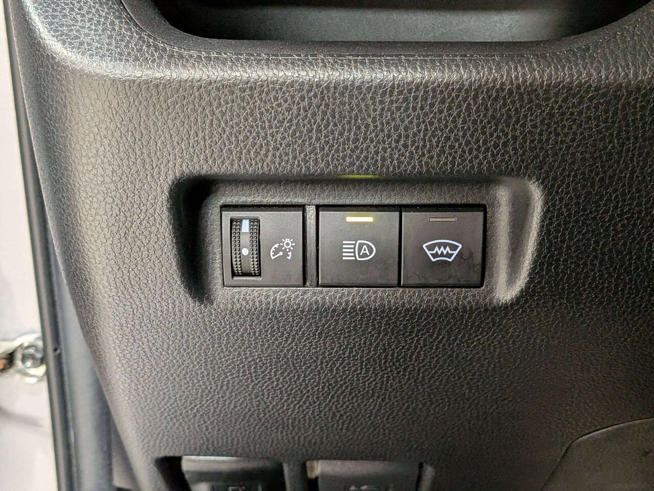 2024 Toyota RAV4 LE AWD Black Val-David - photo #28