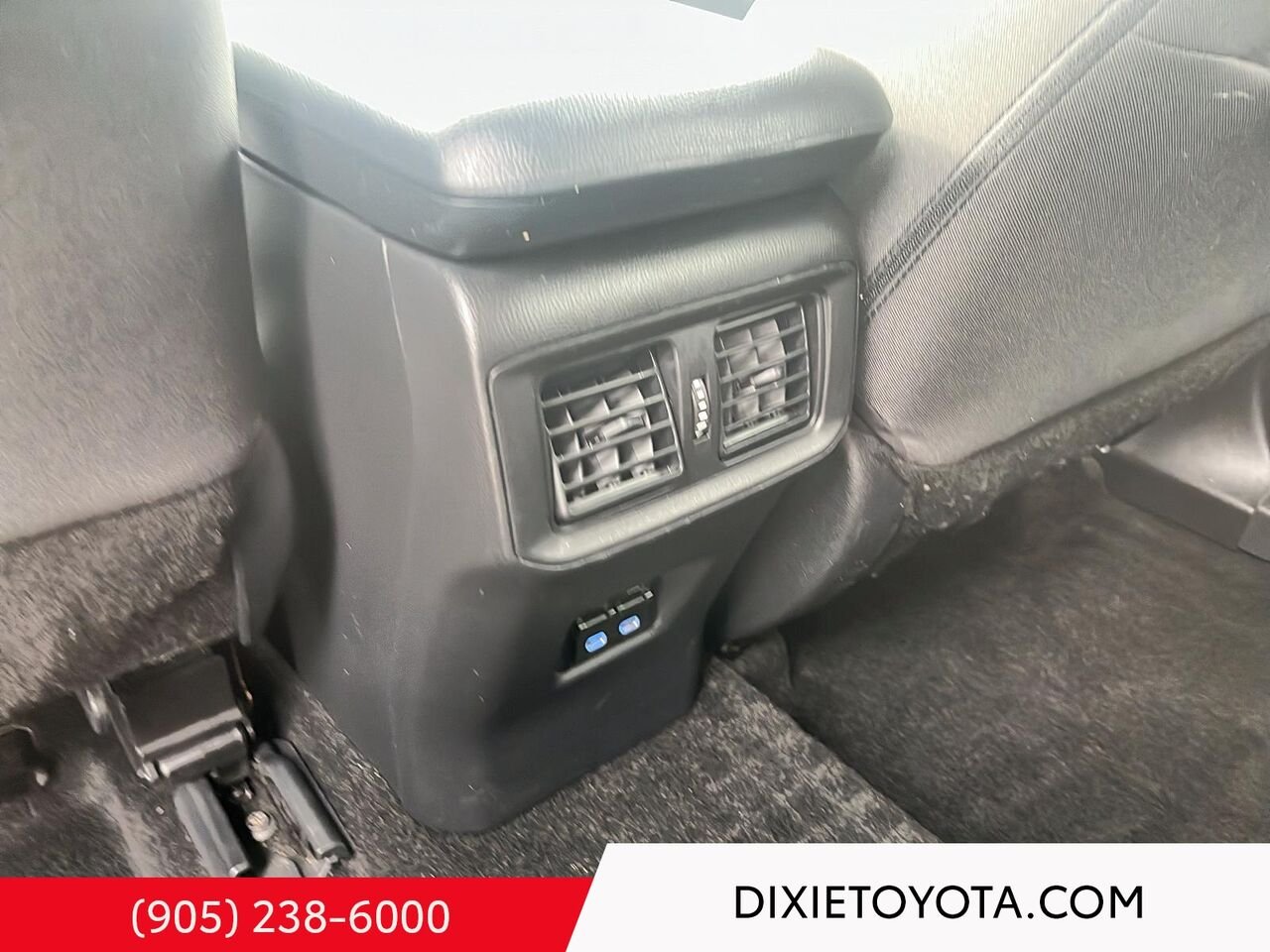 2022 Toyota RAV4 LE AWD / CLEAN CARFAX / HEATED SEATS / TOYOTA SAFETY SENSE / CARPLAY AND ANDROID AUTO White Mississauga - photo #20