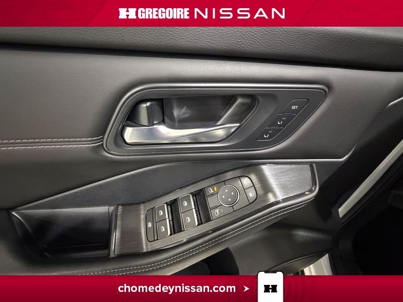 2024 Nissan Rogue White Laval - photo #13
