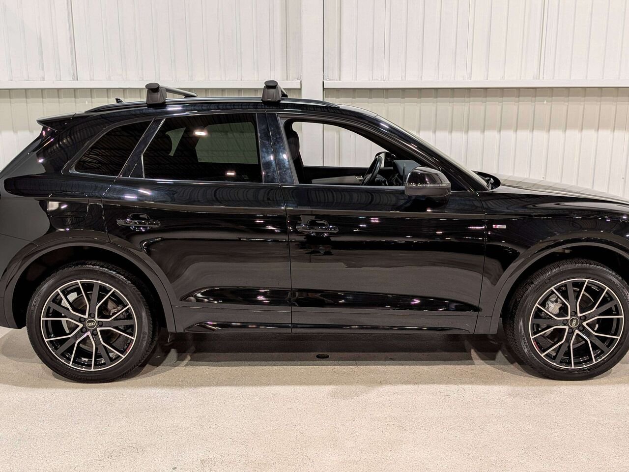 2023 Audi Q5 Technik 45 TFSI quattro Black Val-David - photo #7