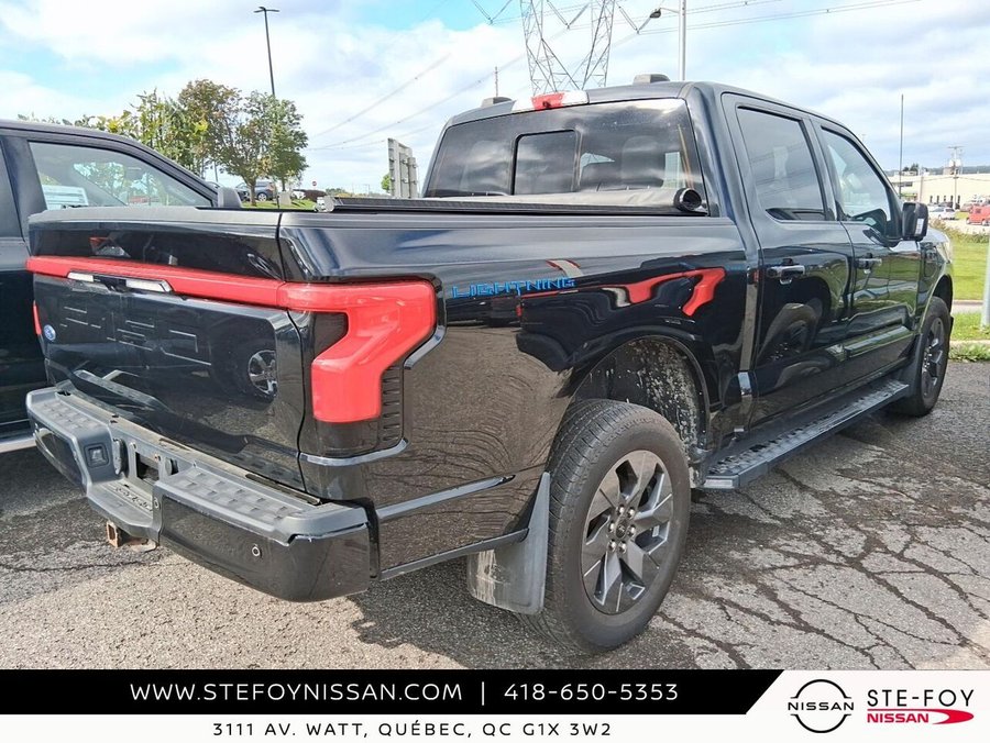 Ford F-150 Lightning LARIAT STANDARD RANGE LARIAT cabine SuperCrew 4RM caisse de 5,5 pi 2023 Noir
