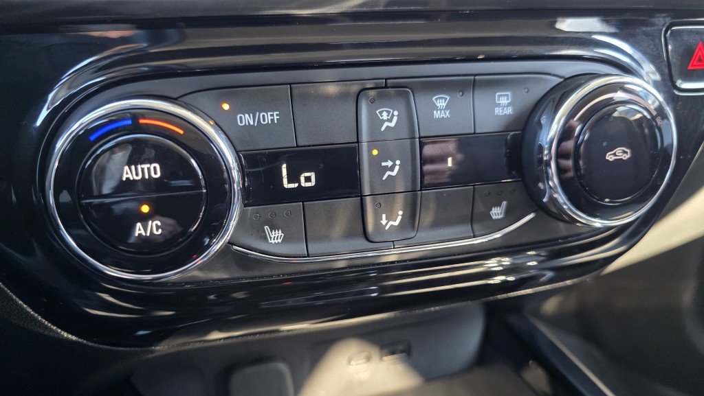 CHEVROLET TRAX LT FWD 2025 Blanc Mont-Laurier - photo #30