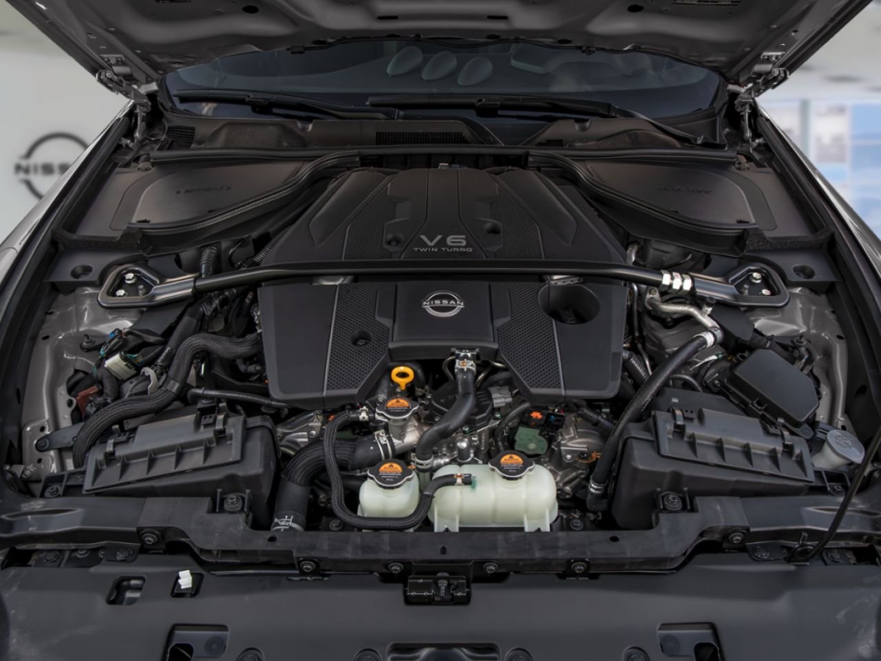 Nissan Z C7Z001 | Performance 2027 Noir diamant nacré Laval - photo #4