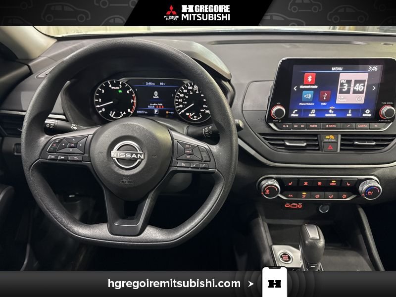 2024 Nissan Altima White Saint-Eustache - photo #17