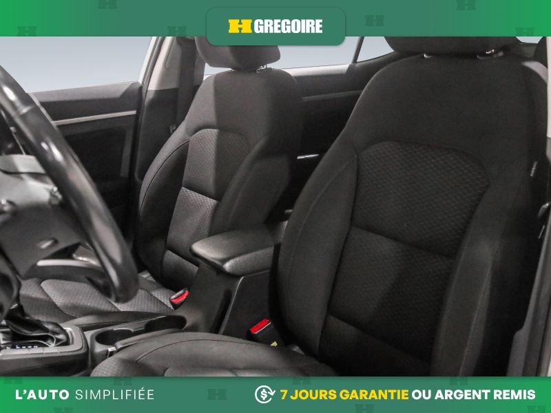 2020 Hyundai Elantra Silver Blainville - photo #13