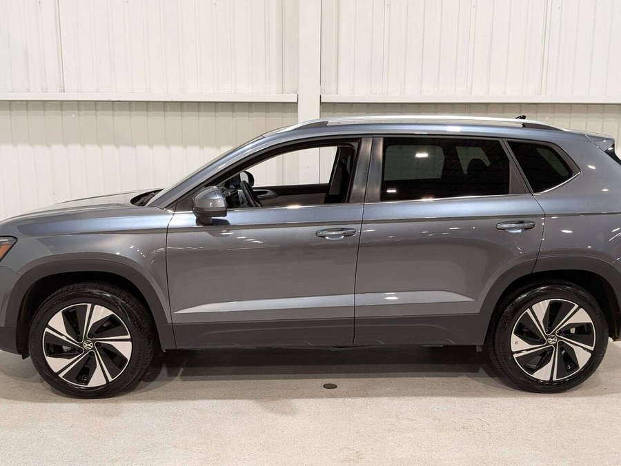 Volkswagen Taos 2025 2025 Gris