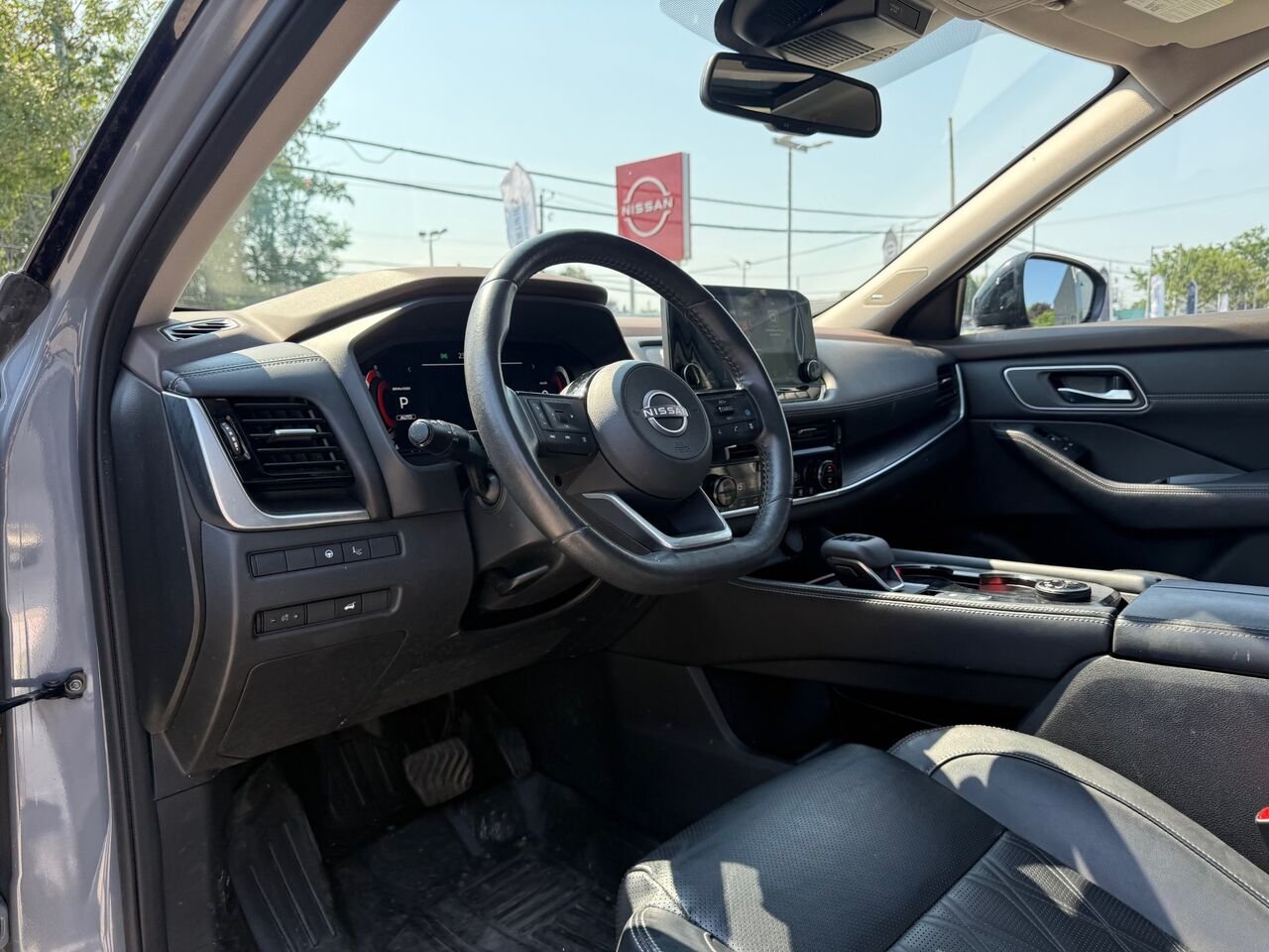Nissan Rogue PLATINUM | JAMAIS ACCIDENTÉ✅ 2023 Gris Châteauguay - photo #8