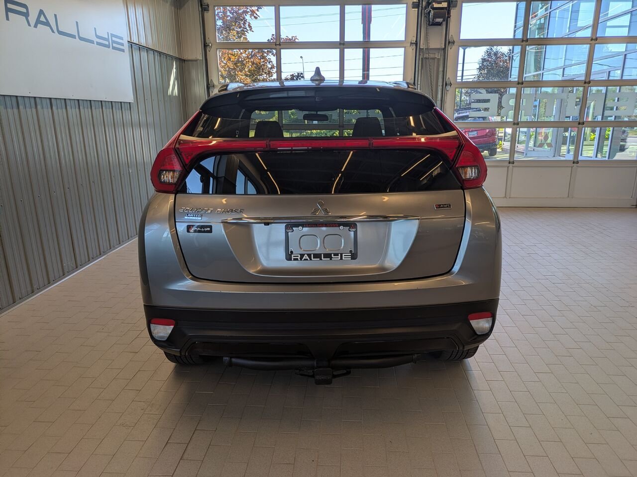 2020 Mitsubishi Eclipse Cross Grey Gatineau - photo #2