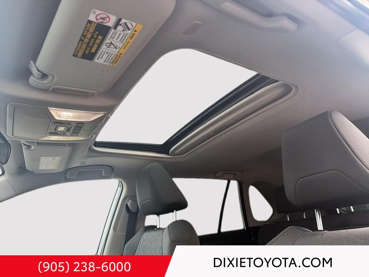 2023 Toyota RAV4 Hybrid XLE AWD / CLEAN CARFAX / HEATED SEATS / MOONROOF / ALLOY WHEELS / CARPLAY AND ANDROID AUTO White Mississauga - photo #10