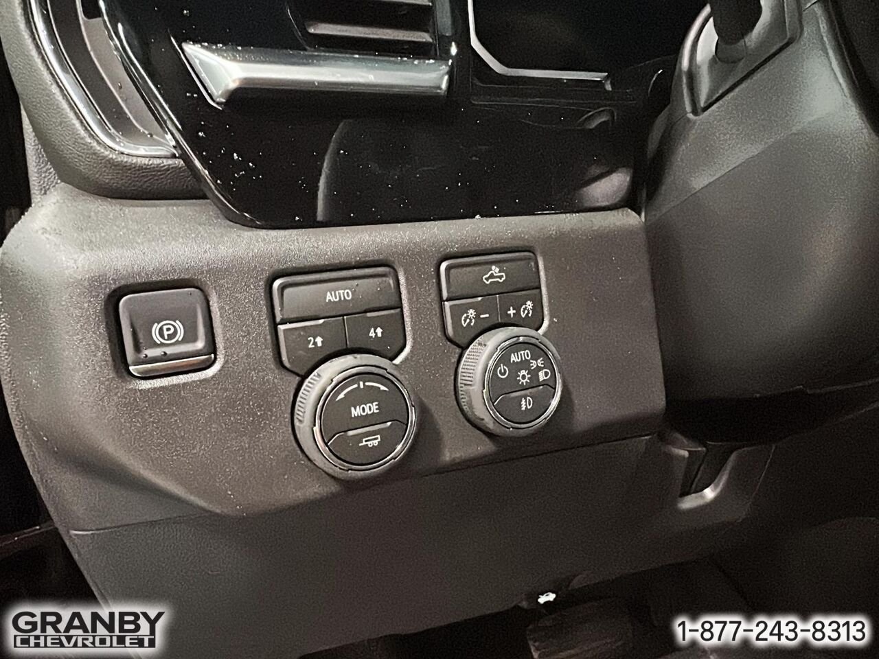 2026 CHEVROLET Silverado 1500 K1500 SILVERADO CREW CAB RST STD/BOX (1SP) | E26-0870 BLACK Granby - photo #20