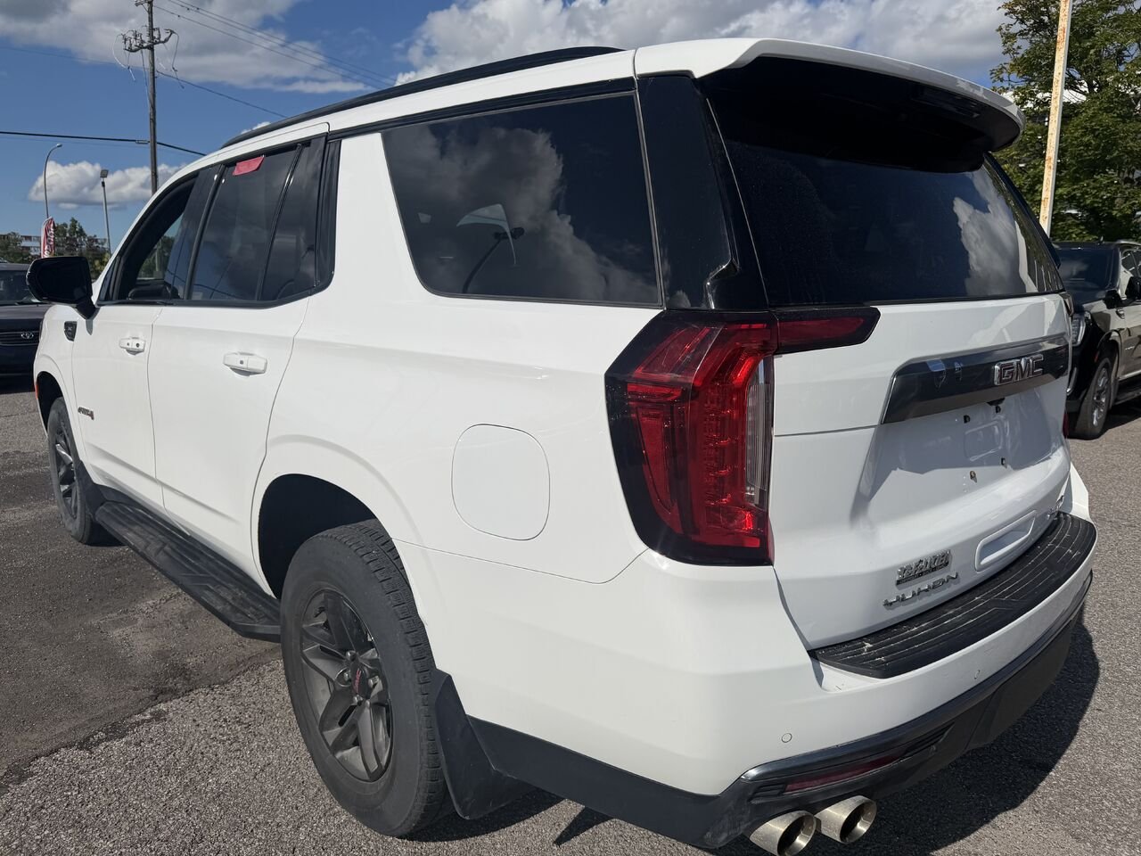 2023 GMC YUKON AT4 AT4 4 portes 4RM White Gatineau - photo #18