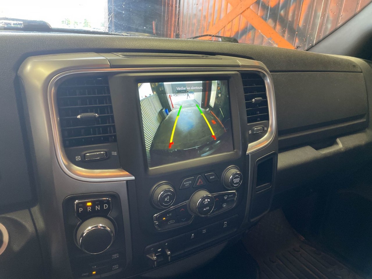 Ram 1500 Classic WARLOCK CREW 4X4 *CARPLAY* GR COMMODITÉ GR LUXE 2021 Bleu Saint-Jérôme - photo #11