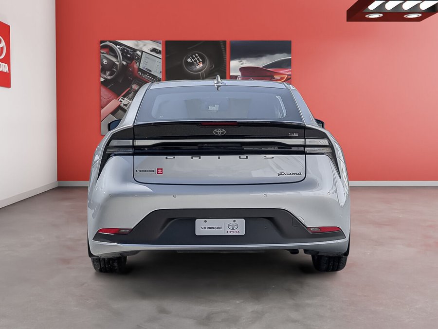 2024 Toyota Prius Prime 2024 Cutting Edge Silver