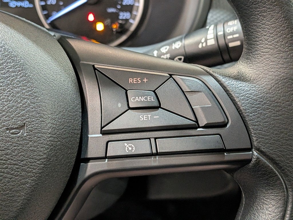 Nissan Kicks S FWD 2024 Blanc Val-David - photo #15