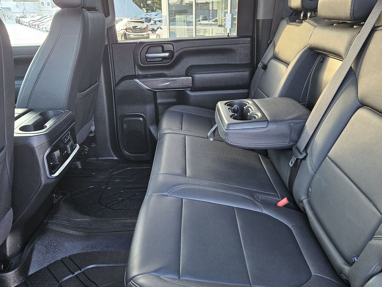 Chevrolet Silverado 2500HD LTZ cabine multiplace 4RM 159 po 2023 Noir Thetford Mines - photo #18