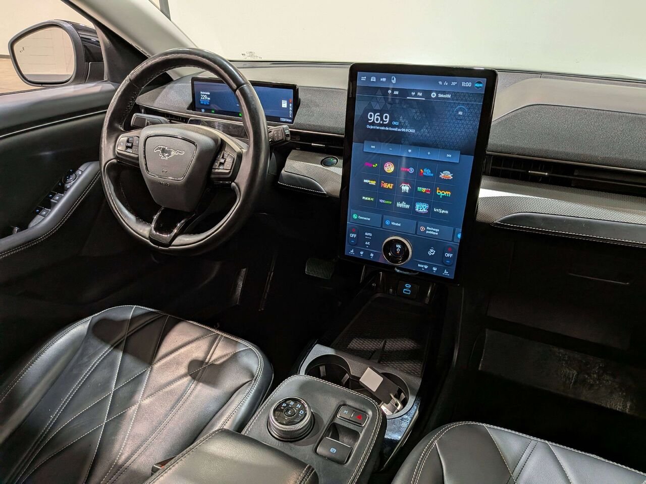 2022 Ford Mustang Mach-E Select RWD Black Val-David - photo #19