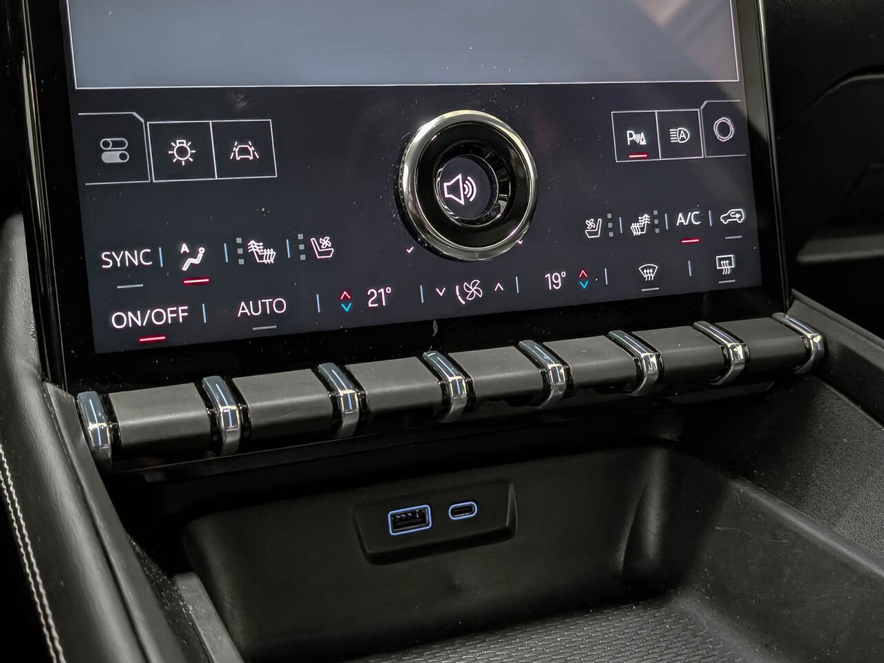 GMC Terrain Denali AWD 2026 Blanc Sherbrooke - photo #16