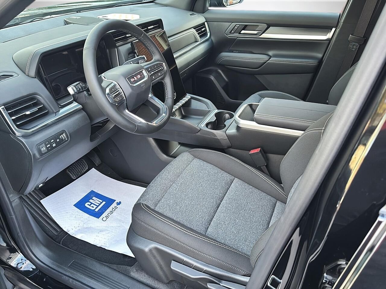 GMC Terrain ÉLÉVATION TI 2027 EBENE CREPUSCULE METALLISE Saint-Hyacinthe - photo #6