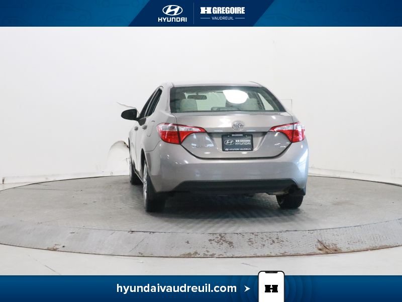 Toyota Corolla 2015 Beige Laval - photo #7