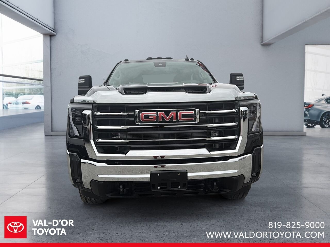 GMC Sierra 2500HD SLE cabine multiplace 4RM 172 po 2025 Noir Val-d'Or - photo #1