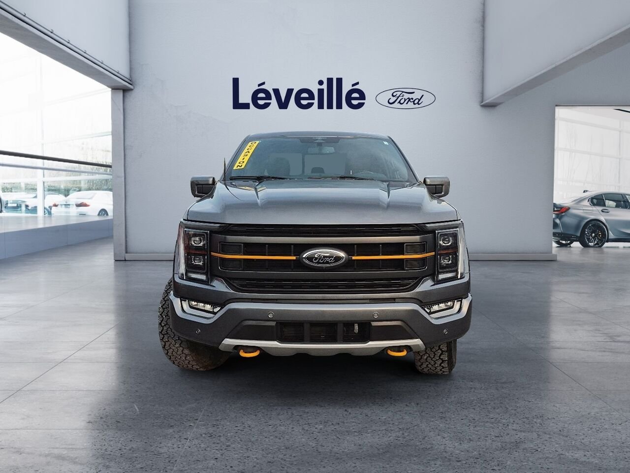 Ford F-150 2023 Gris Saint-Jérôme - photo #1