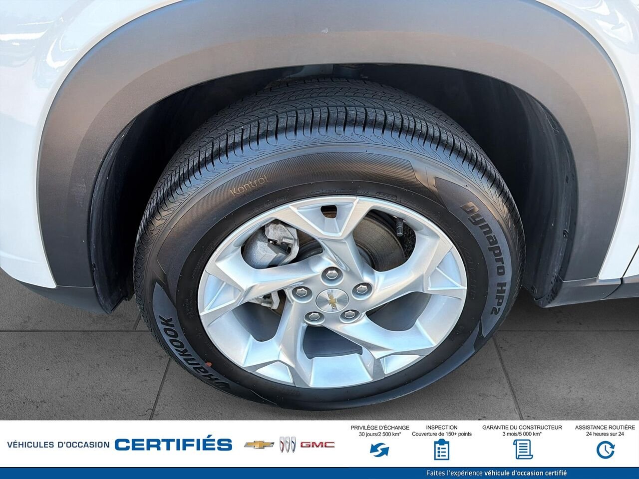 2025 CHEVROLET TRAX Traction avant 4 portes LS White Montmagny - photo #6