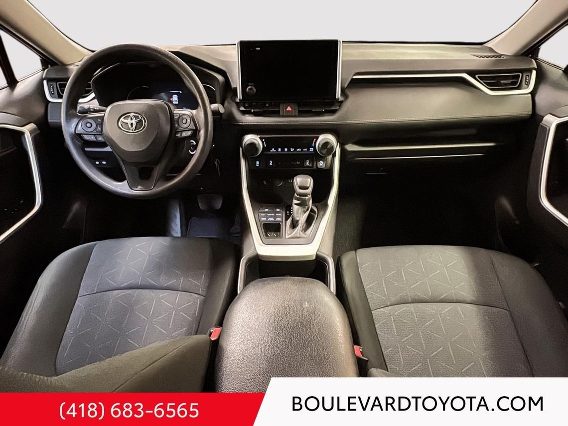 Toyota RAV4 531713-108 | LE 2024 Noir Québec - photo #28