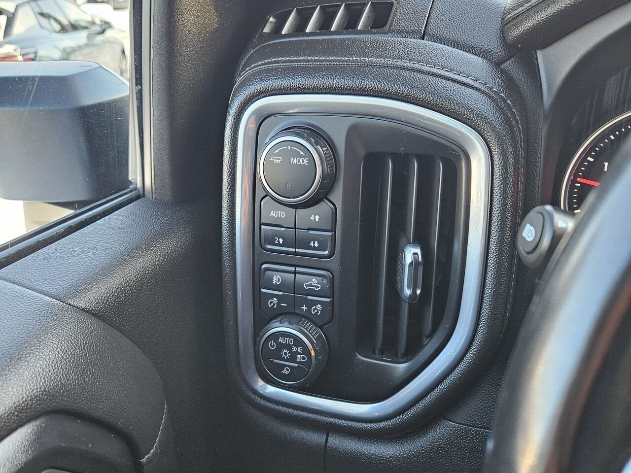 Chevrolet Silverado 2500HD LTZ cabine multiplace 4RM 159 po 2023 Noir Thetford Mines - photo #14
