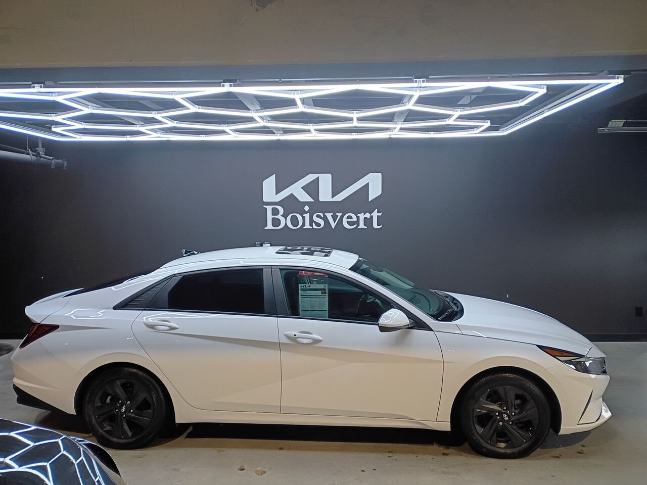2021 Hyundai Elantra White Blainville - photo #4