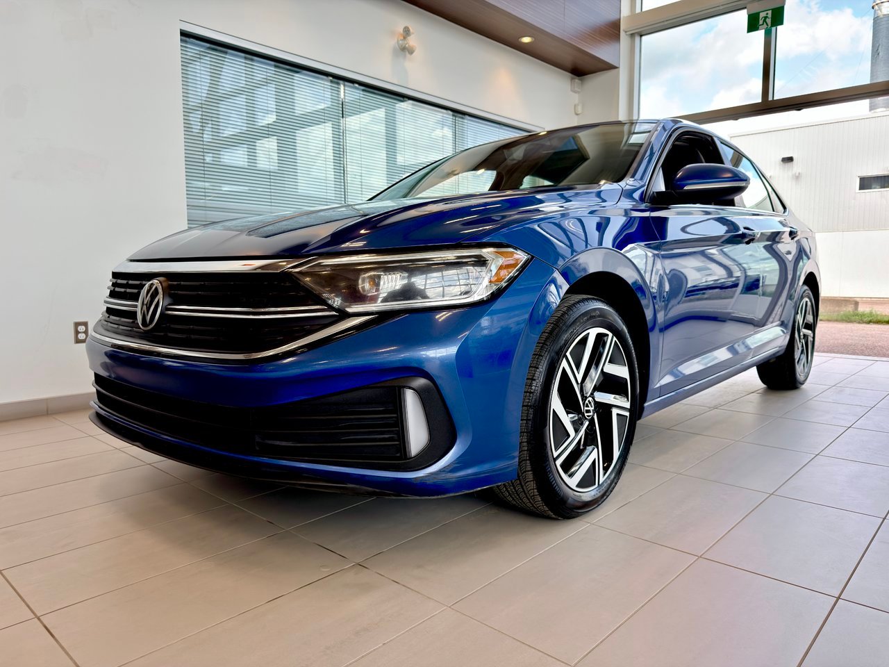 2022 Volkswagen Jetta Blue Notre-Dame-des-Prairies - photo #5