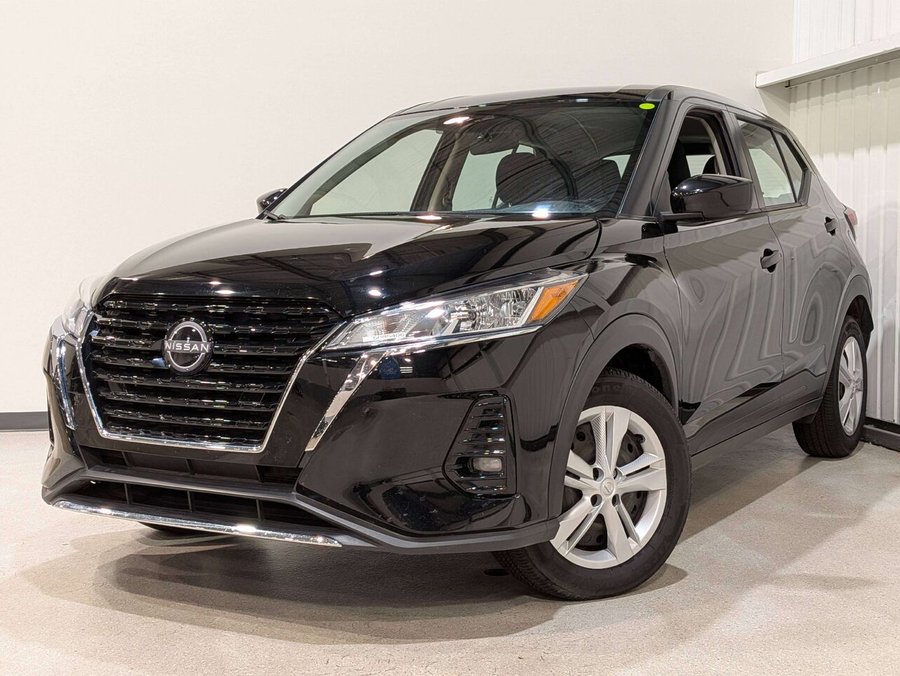 2024 Nissan Kicks S FWD Black