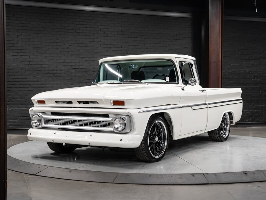1962 Chevrolet C10 | LS1 Engine | Leather Interior | Vintage Air A/C