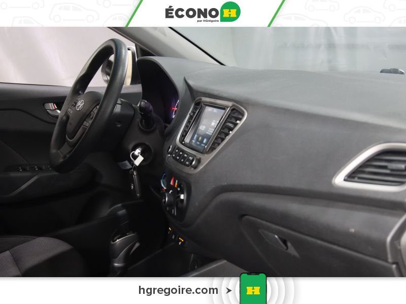 2020 Hyundai Accent White Saint-Eustache - photo #22