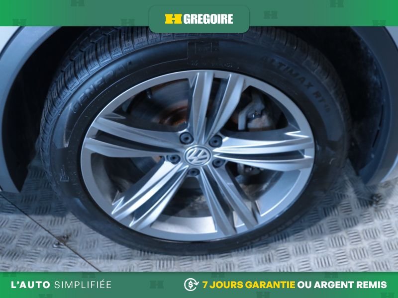 2019 Volkswagen Tiguan Silver Blainville - photo #27