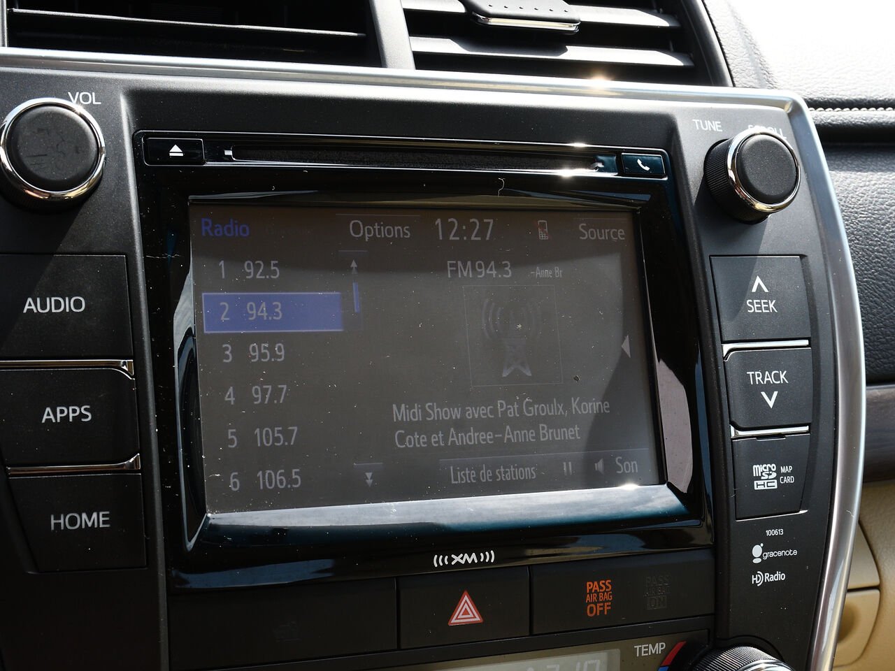 2017 Toyota Camry Berline, XLE Beige Saint-Hyacinthe - photo #2