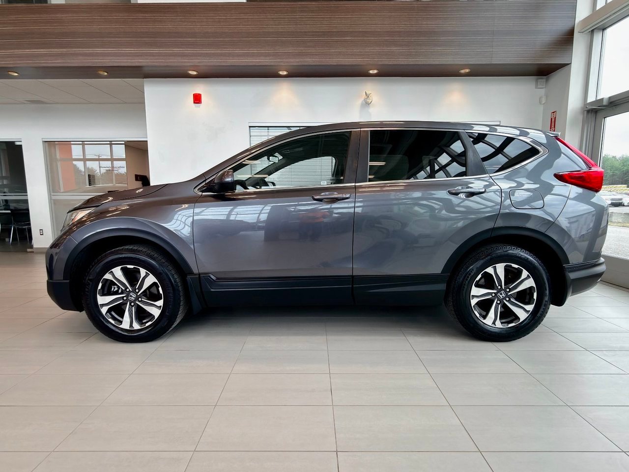 Honda CR-V LX 4WD 2017 Notre-Dame-des-Prairies - photo #7