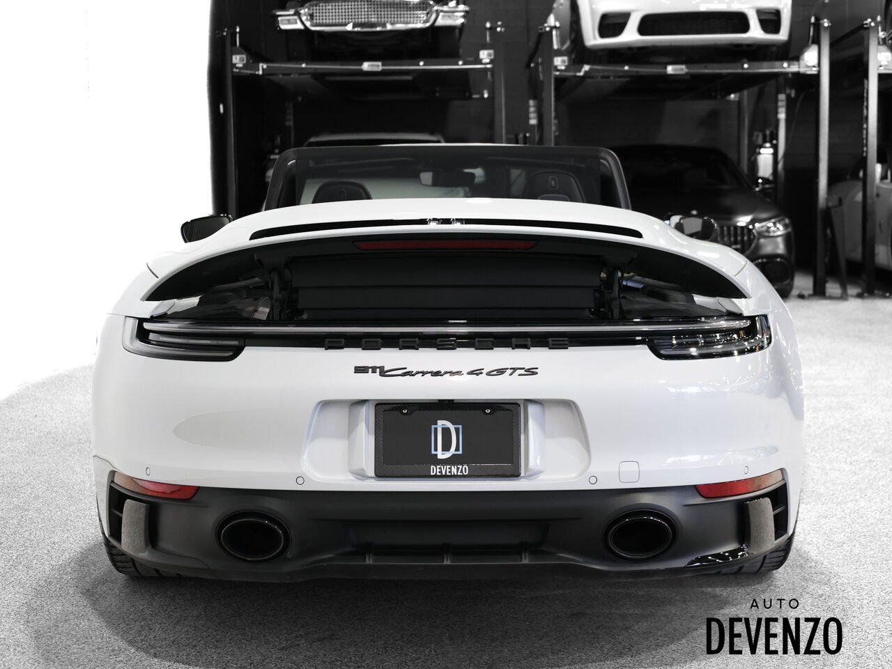 2023 Porsche 911 Grey Saint-Eustache - photo #5
