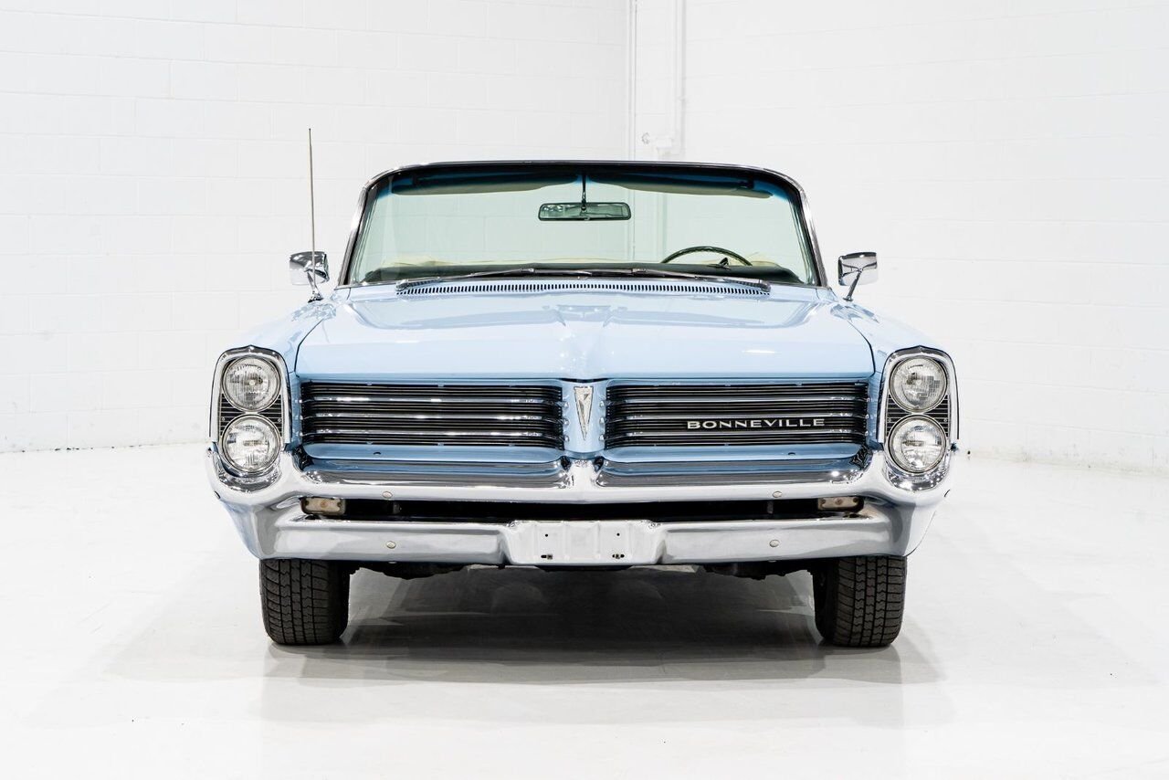 Pontiac Bonneville **PRICE IN USD** 1964 Bleu Montréal - photo #1