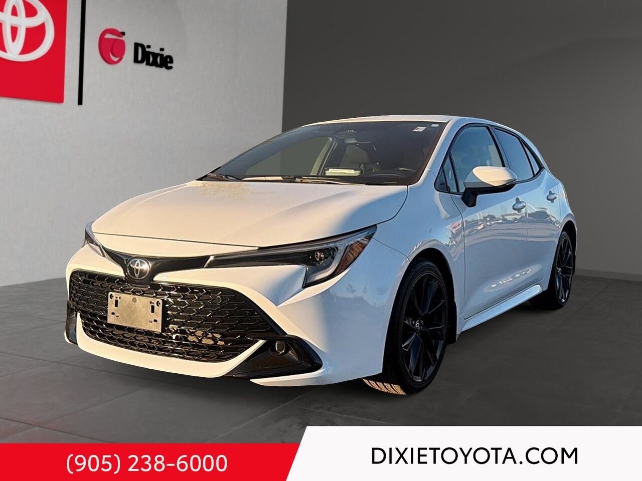 2023 Toyota Corolla Hatchback SE UPGRADE / HEATED SEATS / ALLOY WHEELS / CARPLAY AND ANDROID AUTO White Mississauga - photo #0