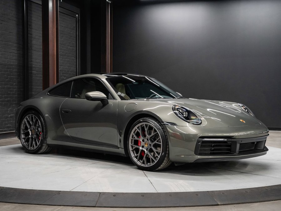 2022 Porsche 911 2022 Green