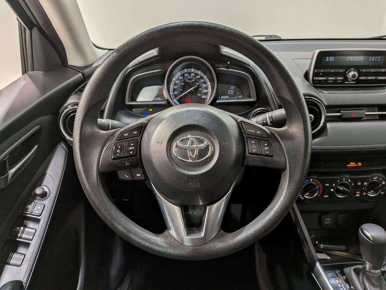 2016 Toyota Yaris 4dr Sdn Auto Premium Silver Val-David - photo #12