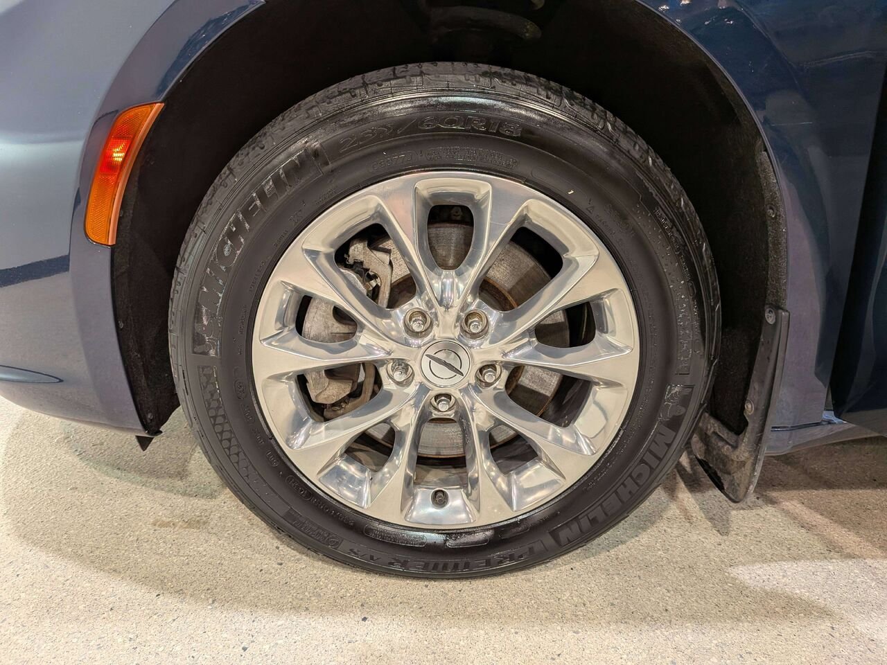 Chrysler Pacifica 2022 Bleu Val-David - photo #35