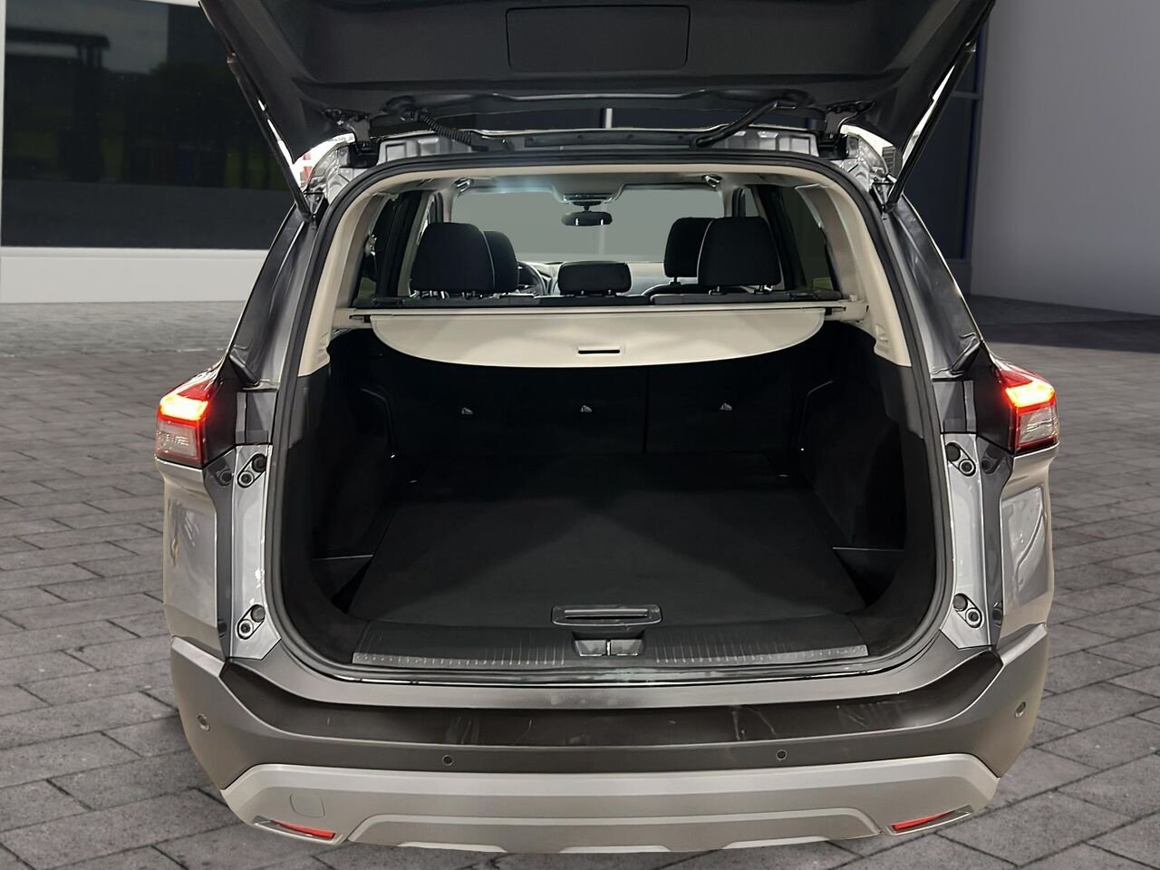 Nissan Rogue 2023 Gris Québec - photo #24