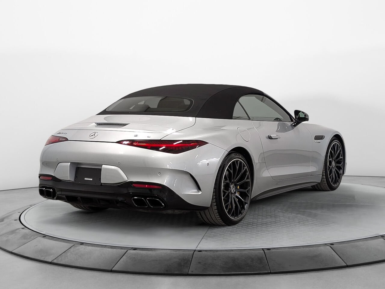 MERCEDES SL 63 AMG Option Burmester et Suspension Active 4Matic 2023 Gris Sherbrooke - photo #7