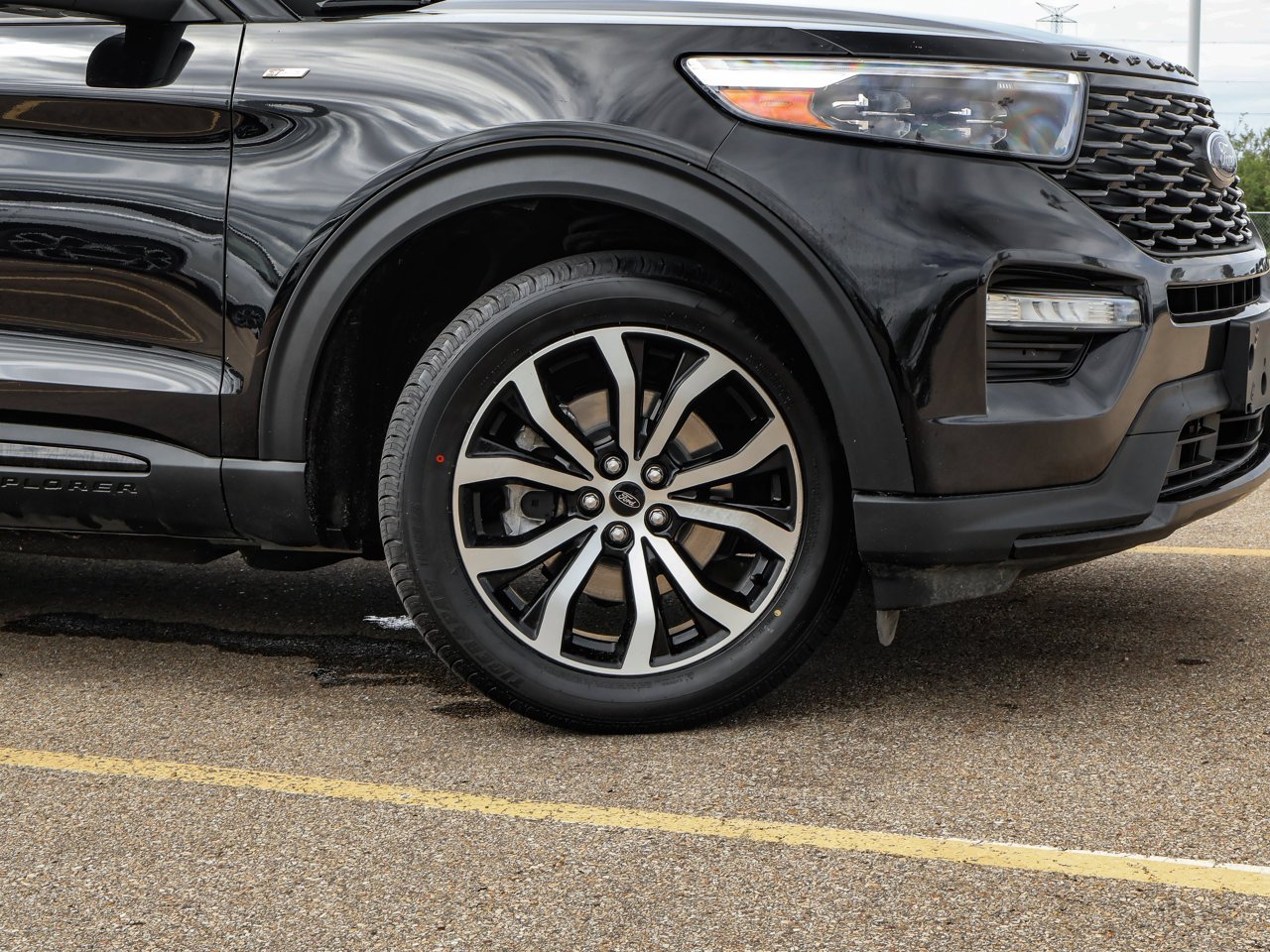 2022 Ford Explorer ST-Line 4WD Black Sherwood Park - photo #10